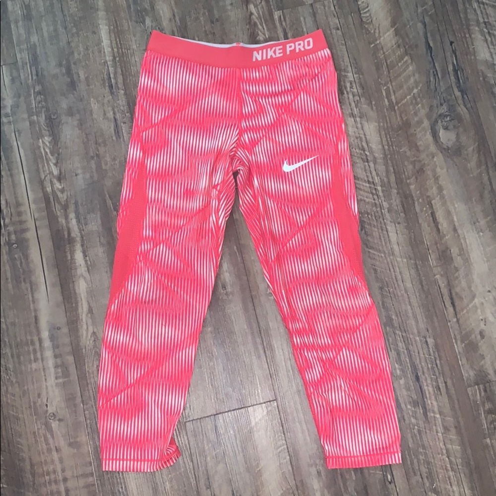 🥳🥳Nike Pro HYPERCOOL Leggings